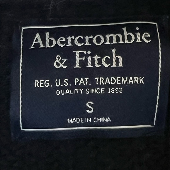 A&F Chunky Knit Wrap Sweater - Picture 10 of 13